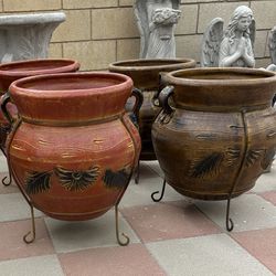 New Flower Pots Made Out Of Clay 