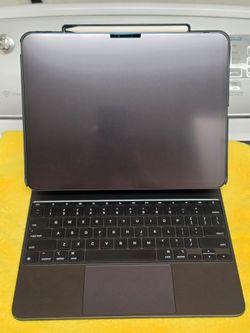 Apple iPad Pro 13" - M4 - 256GB WiFi + magic keyboard