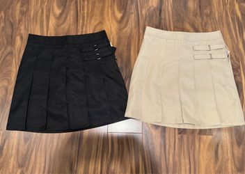 Girls uniform skirt