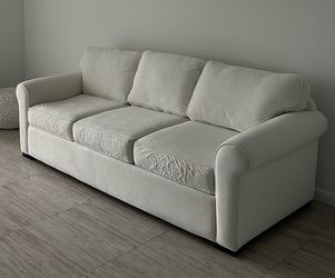 Full Size Sofa Bed – Excellent Condition
