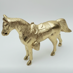 THIS IS A VINTAGE METAL GOLD COLORED HORSE STATUE WESTERN 1940’s or 1950s.