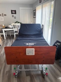 Hospital Bed with Delivery