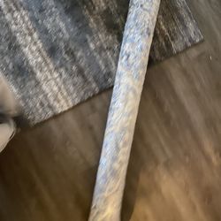 Brand New Rug 6 Ft 7 In