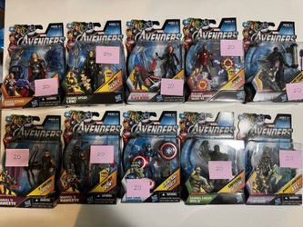 Marvel Universe Avengers Figures 3.75” **NOT A $1**