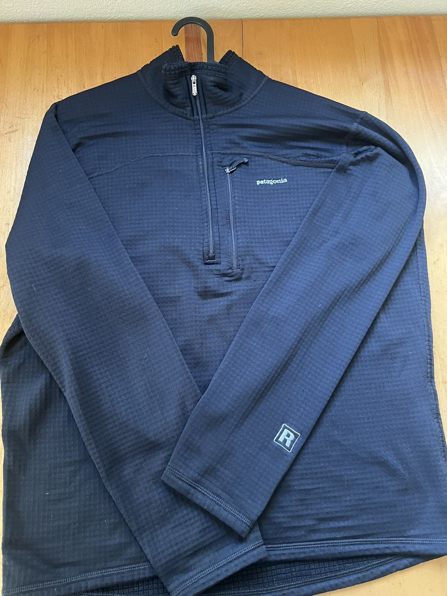 Patagonia R3 Tech - Great Condition Medium