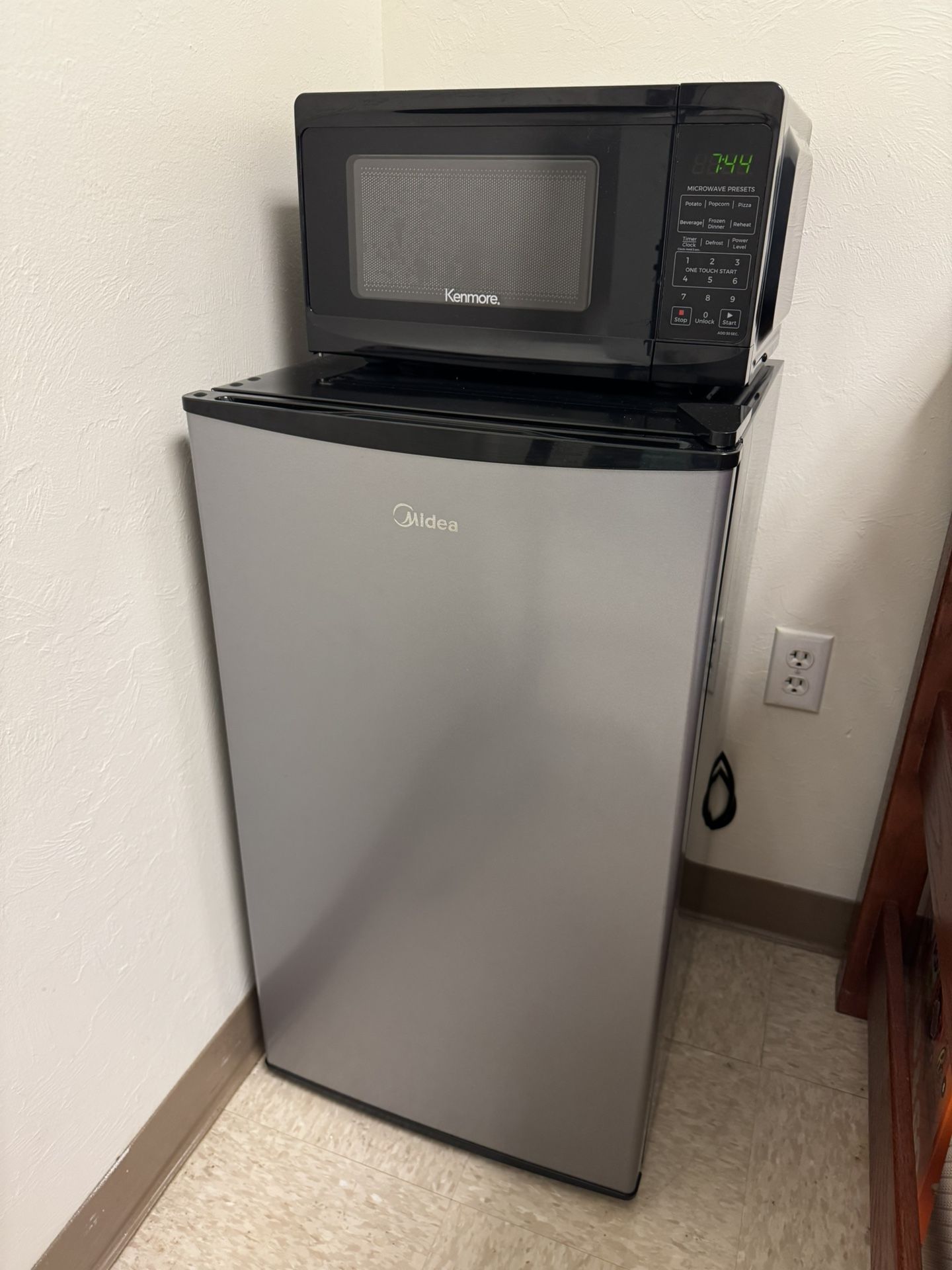 Mini Fridge With Built In Freezer