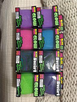 NeeDoh Nice Cube Glow & Nice Cube Swirl