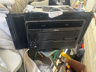 Midea Window Air Conditioner Black