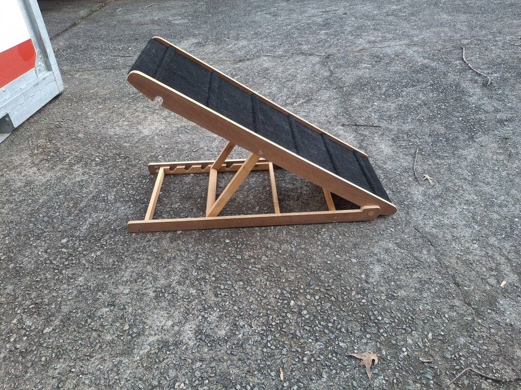 Dog Ramp 39 Inches Long And 13.5 Inches Wide