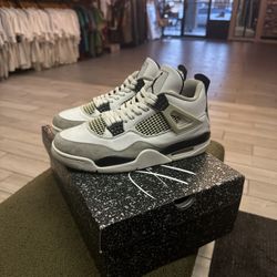 Jordan 4 Military Black