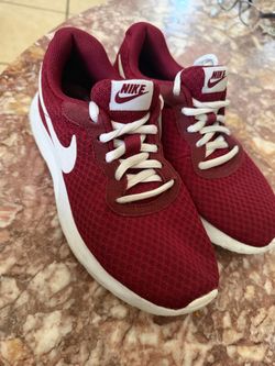 Nike burgundy sneakers