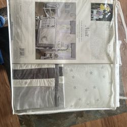 4 Piece Crib Set