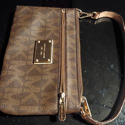 AUTHENTIC MICHAEL KORS WRISTLET
