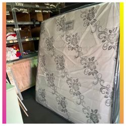 King size mattress / Colchon