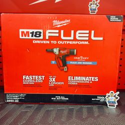 Milwaukee M18 FUEL ONE-KEY 18-Volt Rivet Tool (Tool-Only)
