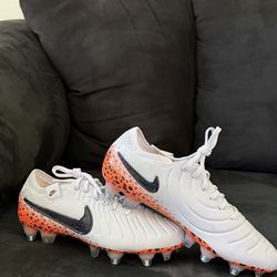 Nike Tiempo Legend 10 ACC Elite “Electric Pack”