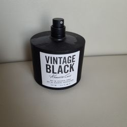 KENNETH Cole Vintage Black eau de toilette,  Perfume. sprayed few times, size 100 ml, no box and no cap
