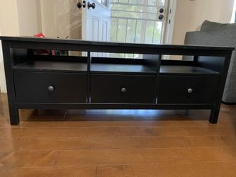 Entertainment Table