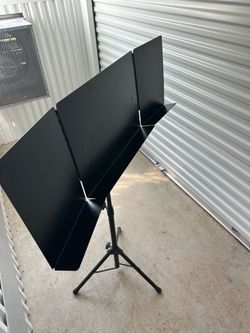 Conductors 3 Sided music stand