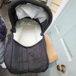 Uppa Baby Bassinet