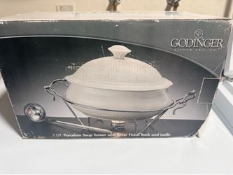 Godinger Siena 2-quart porcelain soup tureen