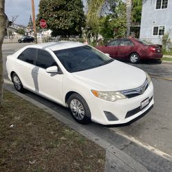 Toyota Cambry 2012