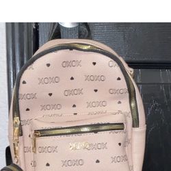 Women’s Pink XOXO mini backpack 