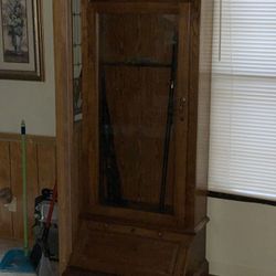 G*n cabinet