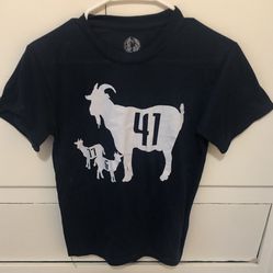 Dallas Mavericks Size Boys Medium T-shirt