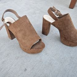 HEELS Size 