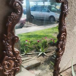 Tengo Este Espejo 4ft Tall 