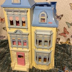 Fisher Price Doll House