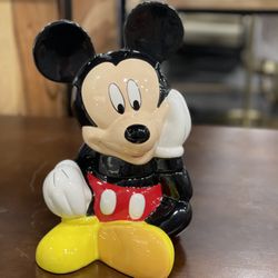 Disney Mickey Mouse gnome