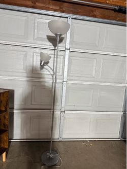 Floor lamp