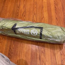 Camping Tent 4 Person BRAND NEW!