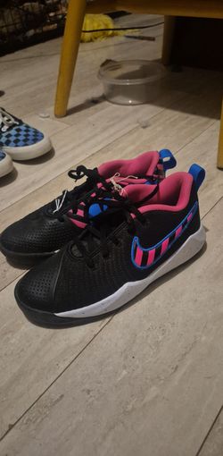 New size 7 womens