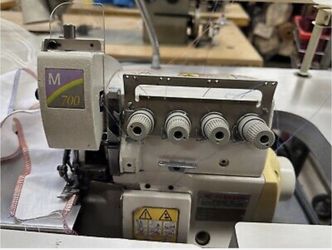 Used Industrial Pegasus M-7000 (M752-13) 4 Thread Overlock Sewing Machine 