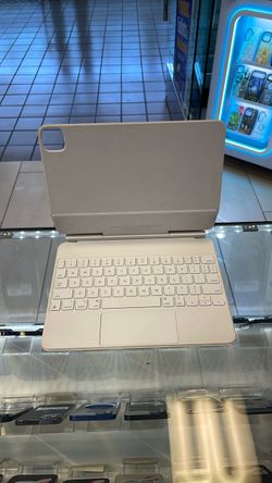 Apple Magic Keyboard 11” A2261