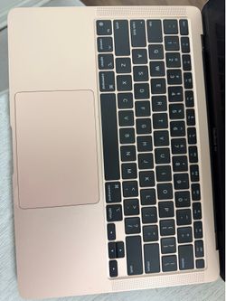 Apple laptop