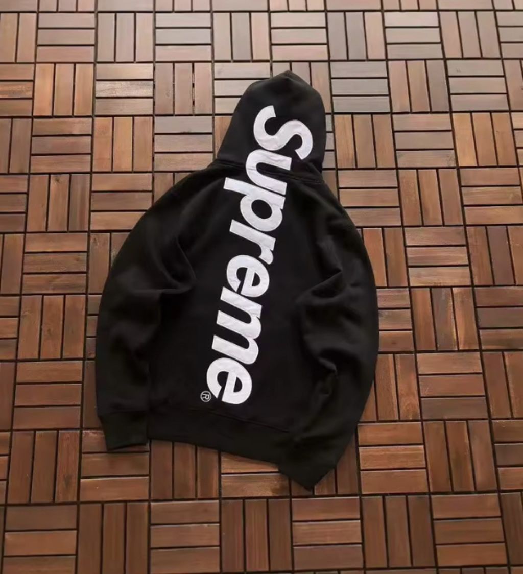 Supreme Hoodie