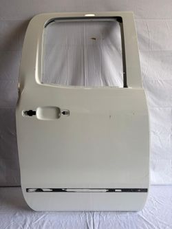2014-2019 Chevy Silverado GMC Sierra Rear Right Door Shell Double Cab OEM USED