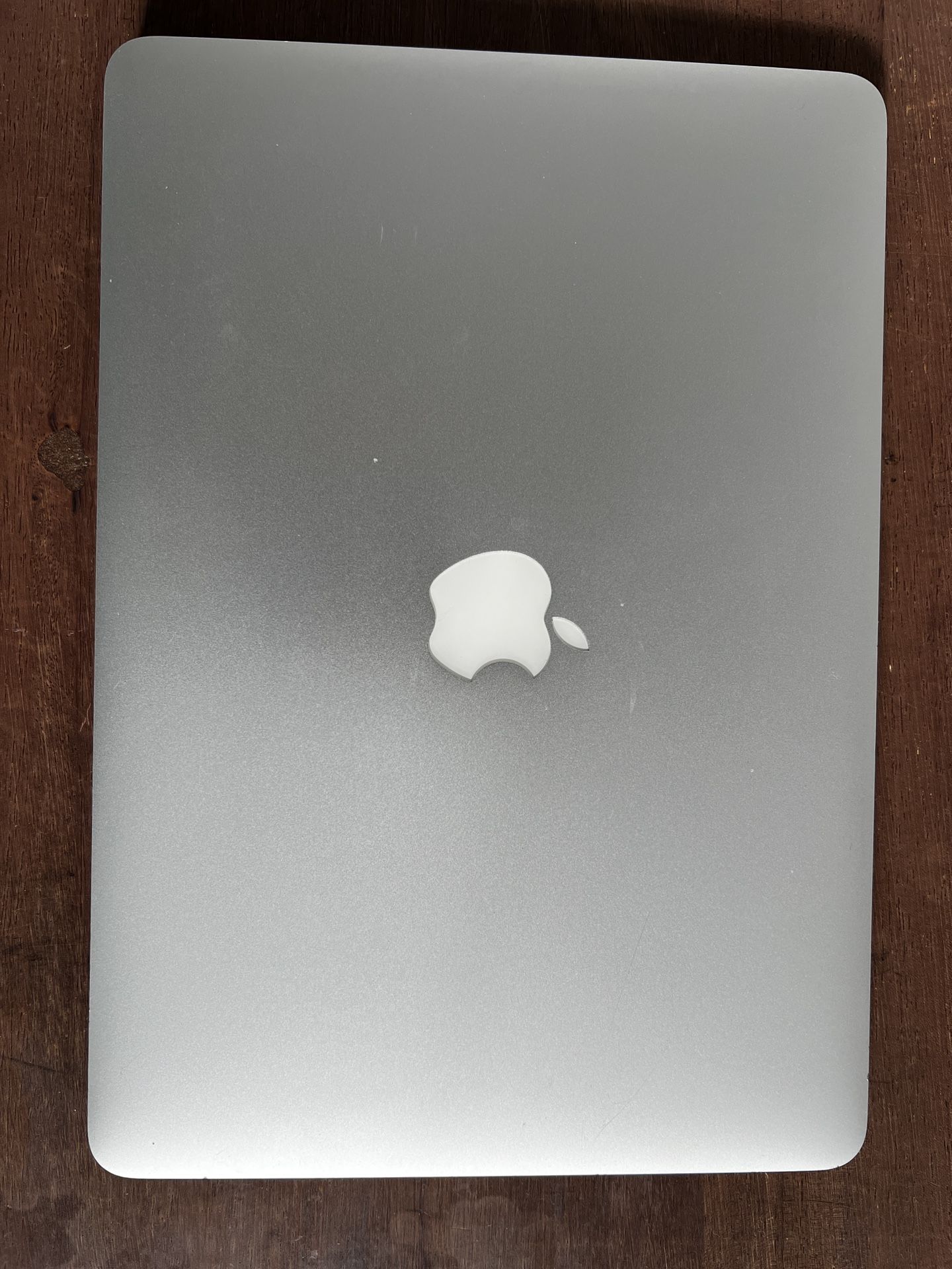 13” Macbook Air - 2017 with Logic Pro X, Final Cut Pro and Microsoft Office 2019