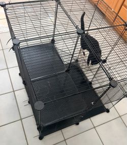 FREE Animal cage / 2 story