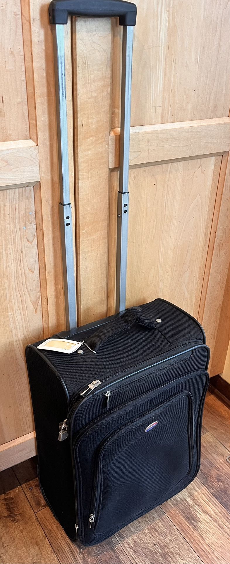 American Tourister Carryon Rolling Luggage