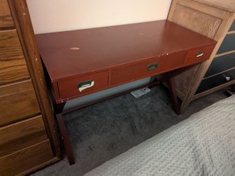 Free desk