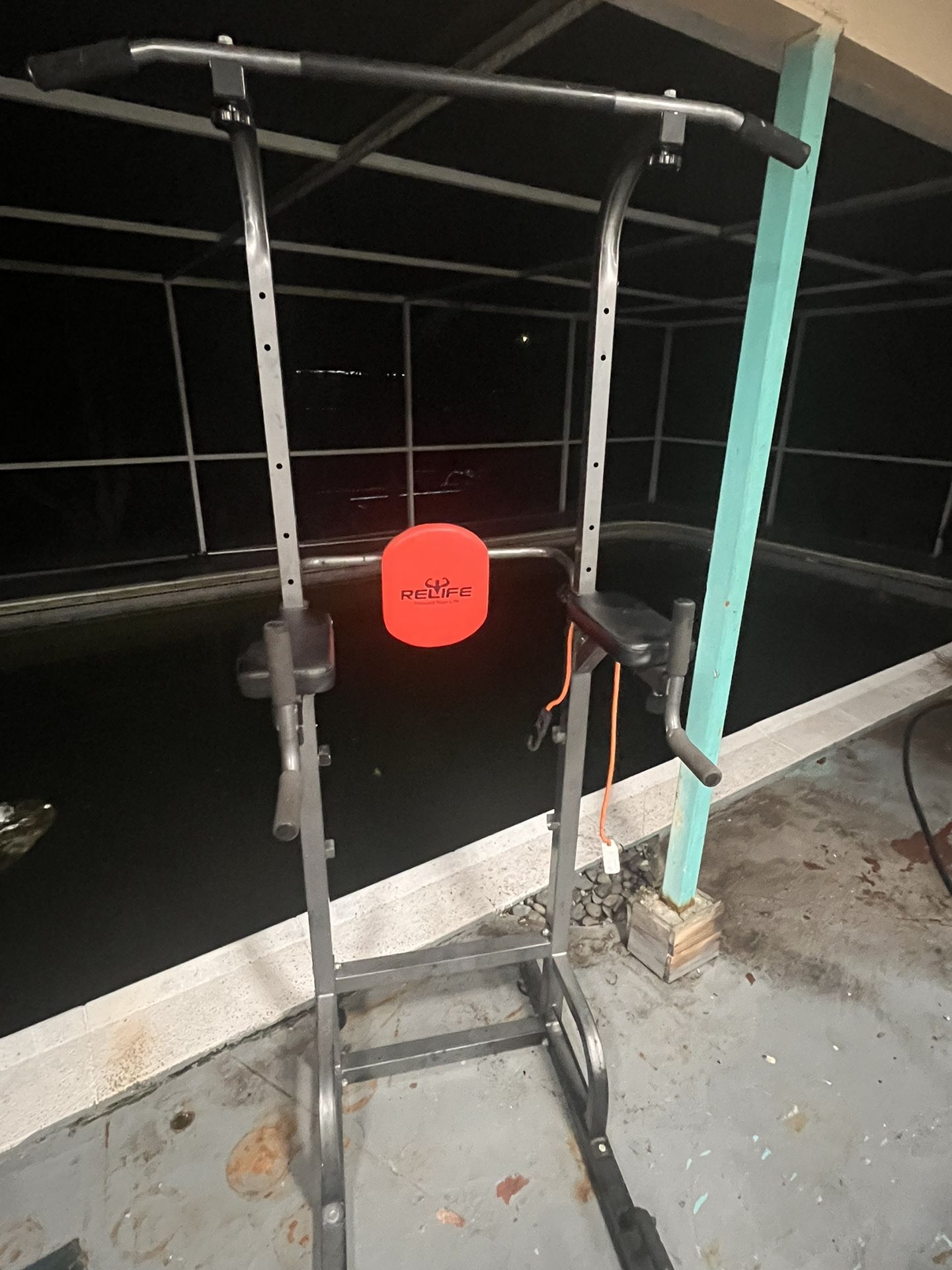 RELIFE REBUILD YOUR LIFE Power Tower Pull Up Bar Station Workout Dip Station for Home Gym Strength Training Fitness Equipment