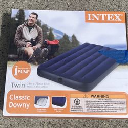 Twin Inflatable Bed