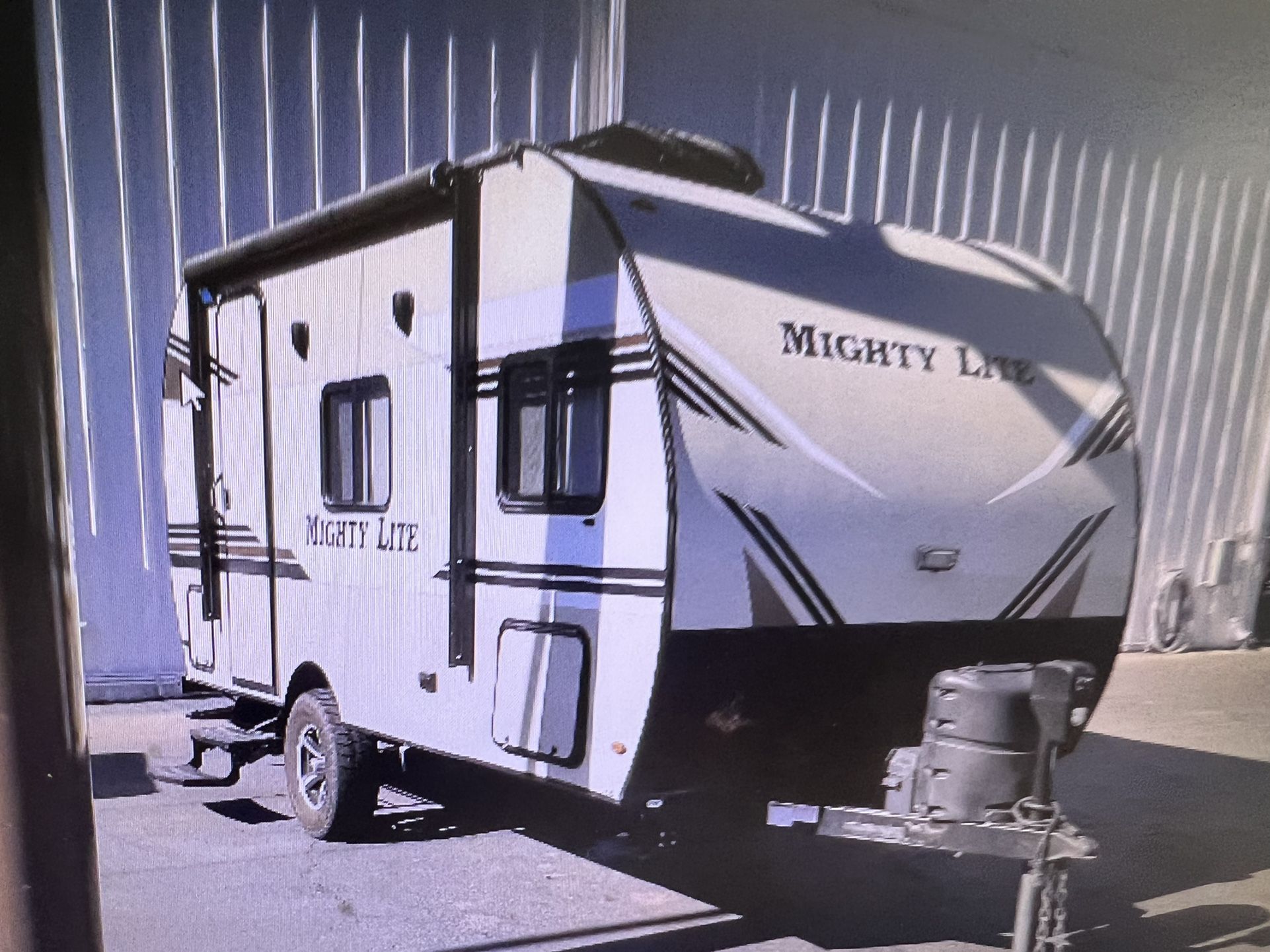 2018 MIGHTY LITE 17RB
