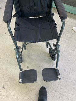 Folding Wheelchair with Footrests