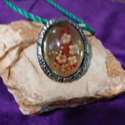 Beautiful flowers Set In Large Pendant